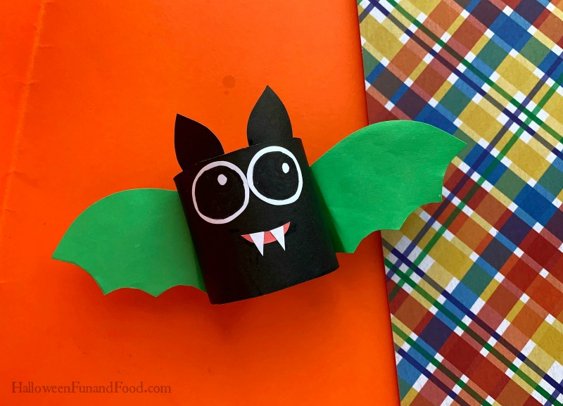 Cute Halloween Bat Craft for Kids tutorial