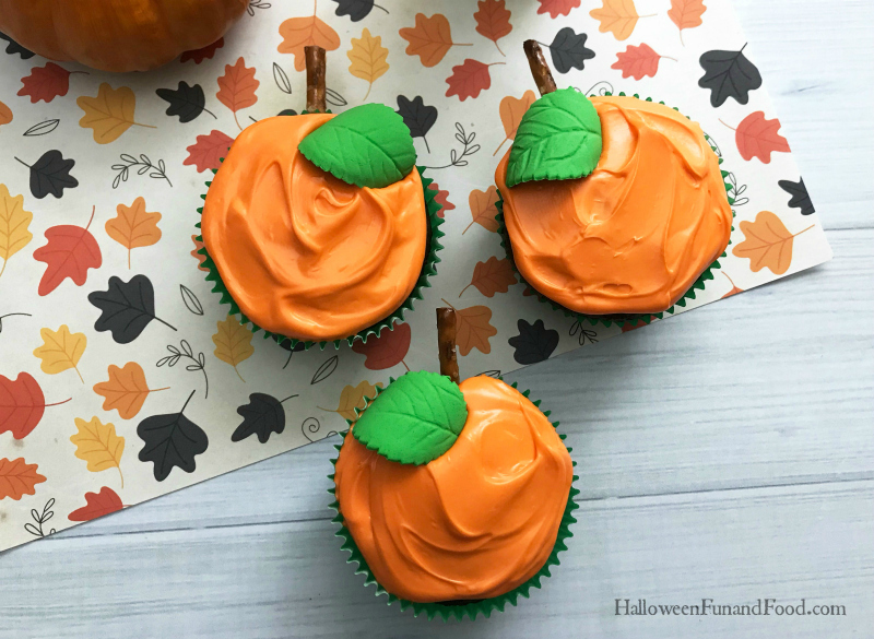 Recipe for Easy Halloween Pumpkin cupcakes 